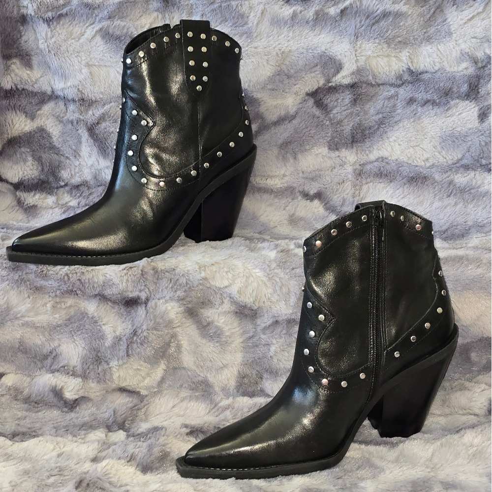NWB Arezzo Norah High Block Heel Westerb Ankle Boot Studded Size 8.5